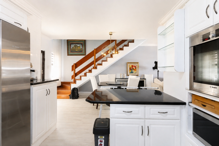 3 Bedroom Property for Sale in Waves Edge Western Cape